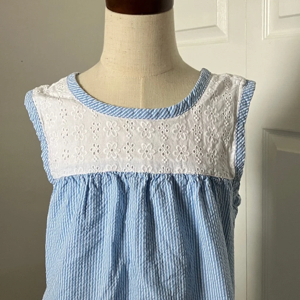 Vineyard Vines Girl's Sleeveless Blue Striped Seersucker Dress | 12